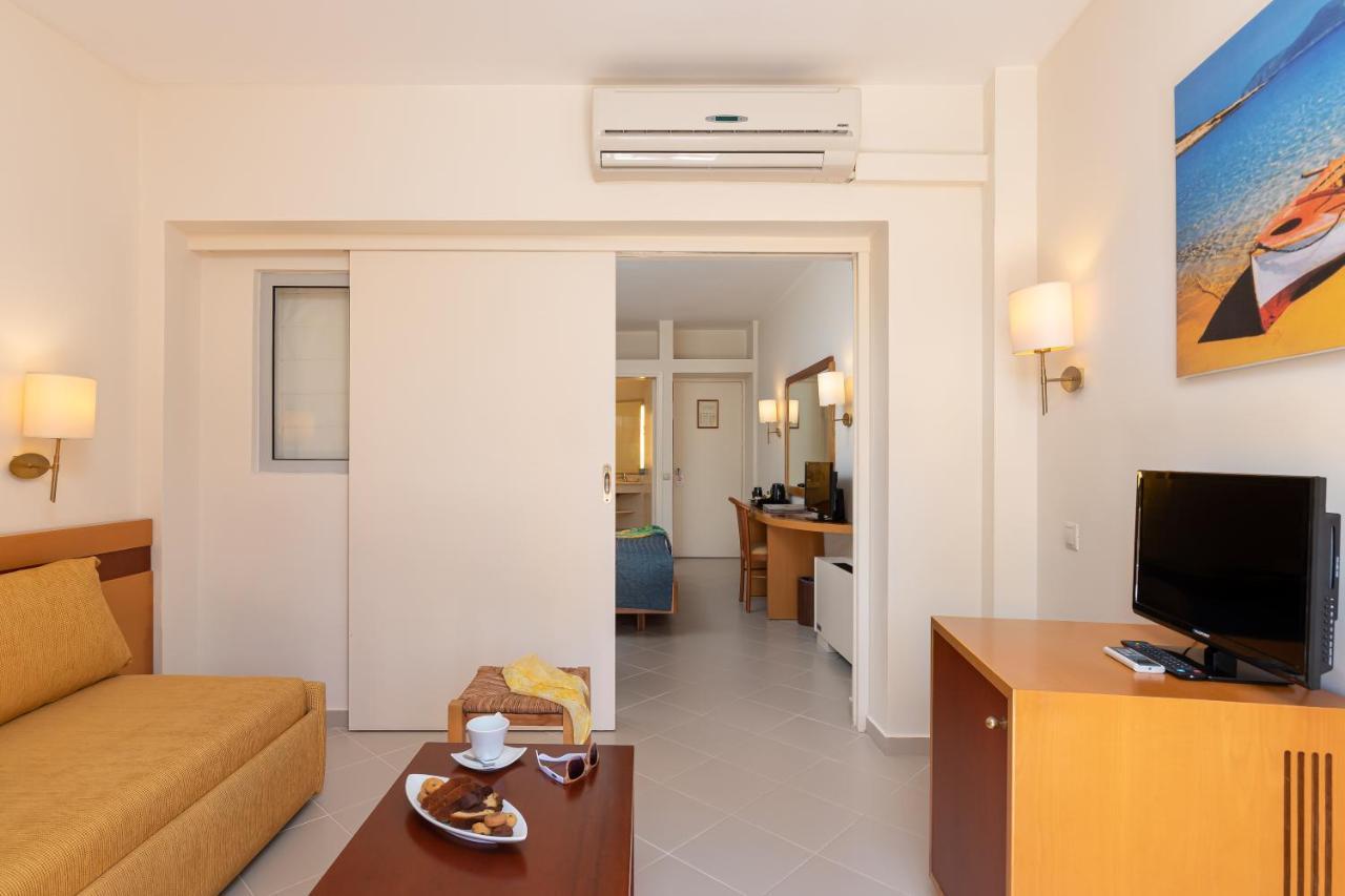 Anissa Beach Hotel Hersonissos  Exteriör bild
