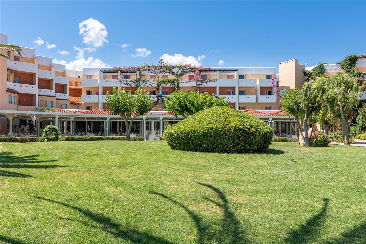 Anissa Beach Hotel Hersonissos  Exteriör bild